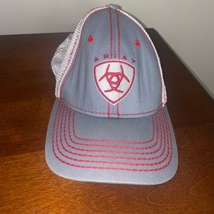 Ariat cap
